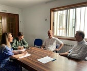 Concejales del PP, con representantes del sector hotelero.
