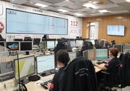 Sala desde la que se gestionan las llamadas de Emergencias que llegan al teléfono 112 en Castilla y León, servicio que la Junta tiene contratado con Ilunion Emergencias.