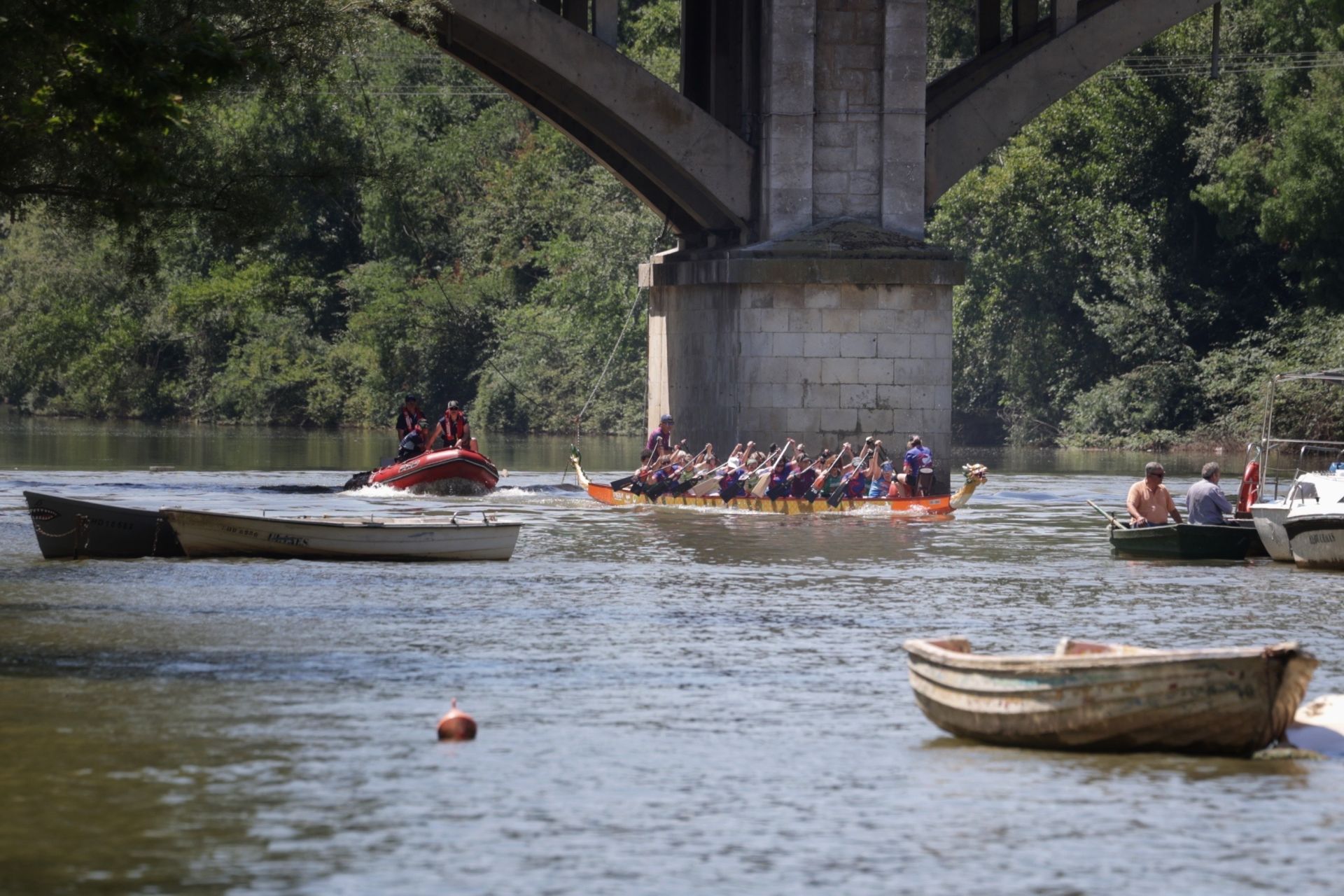 Las imágenes de las Valkirias en el Pisuerga a ritmo de la modalidad Dragon Boat