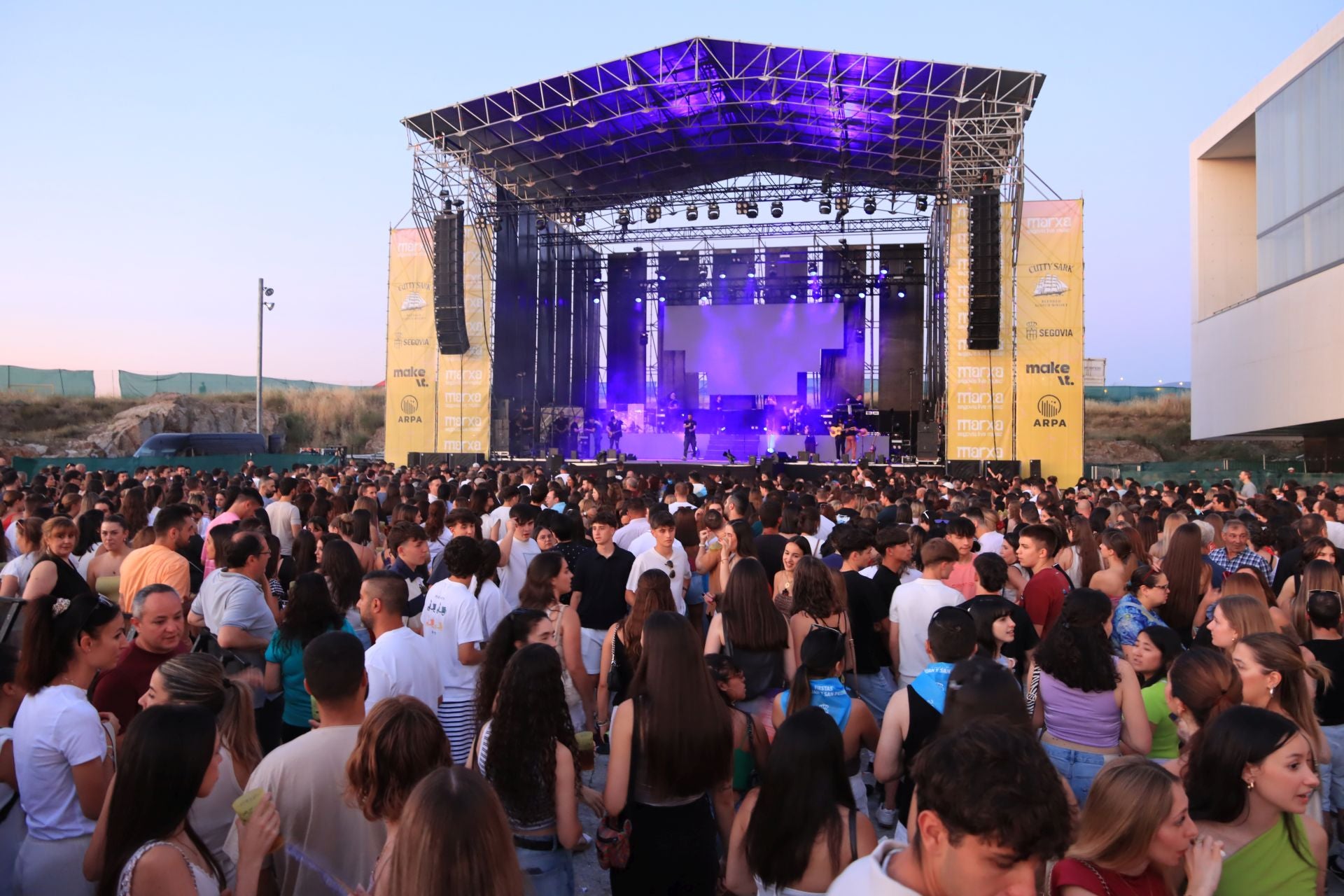 Fotos del concierto de Andy y Lucas y la fiesta Bresh en Segovia