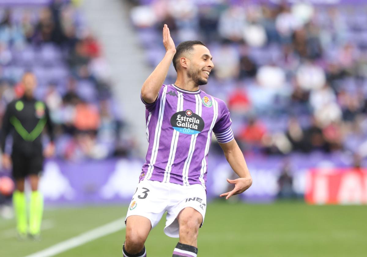 Anuar, durante un partido en Zorrilla esta temporada.