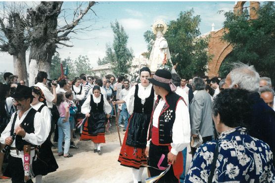 Romería de la Virgen de Fuentes. 1997.