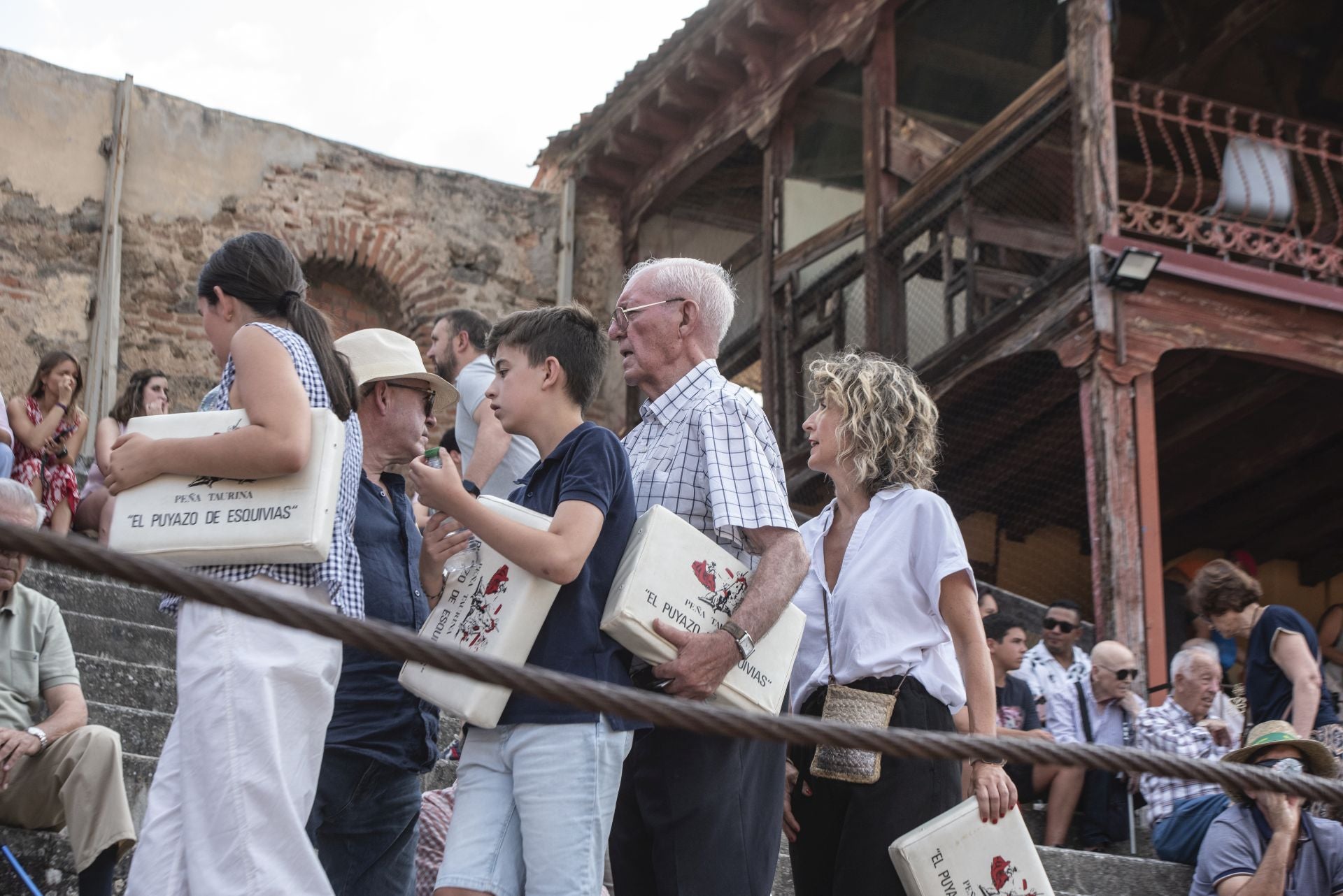 Búscate en los toros durante la corrida en Segovia