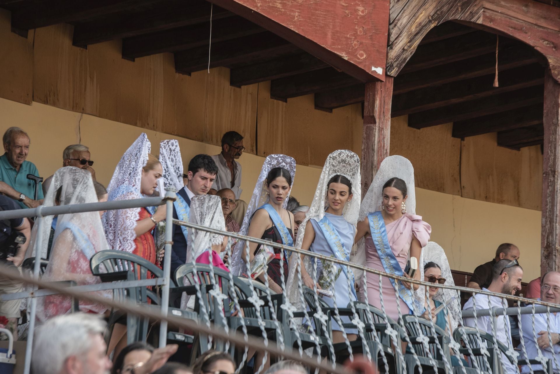 Búscate en los toros durante la corrida en Segovia