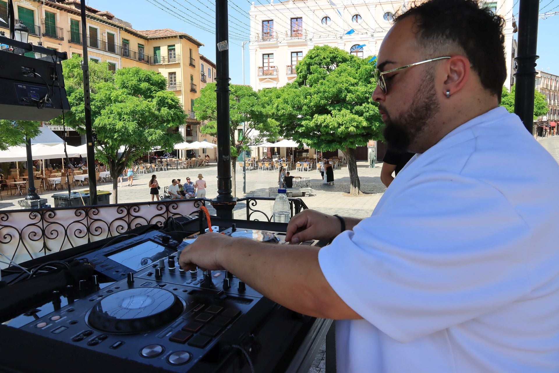 Fotos del tardeo de fiestas del sábado en Segovia