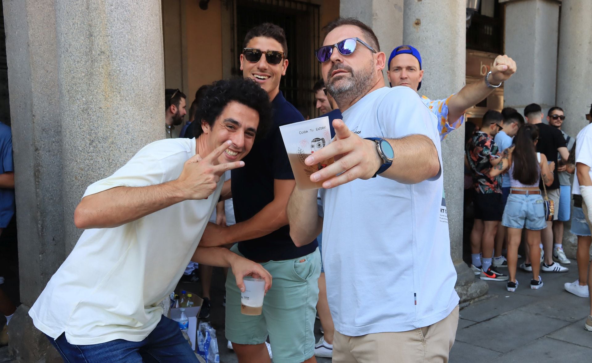 Fotos del tardeo de fiestas del sábado en Segovia
