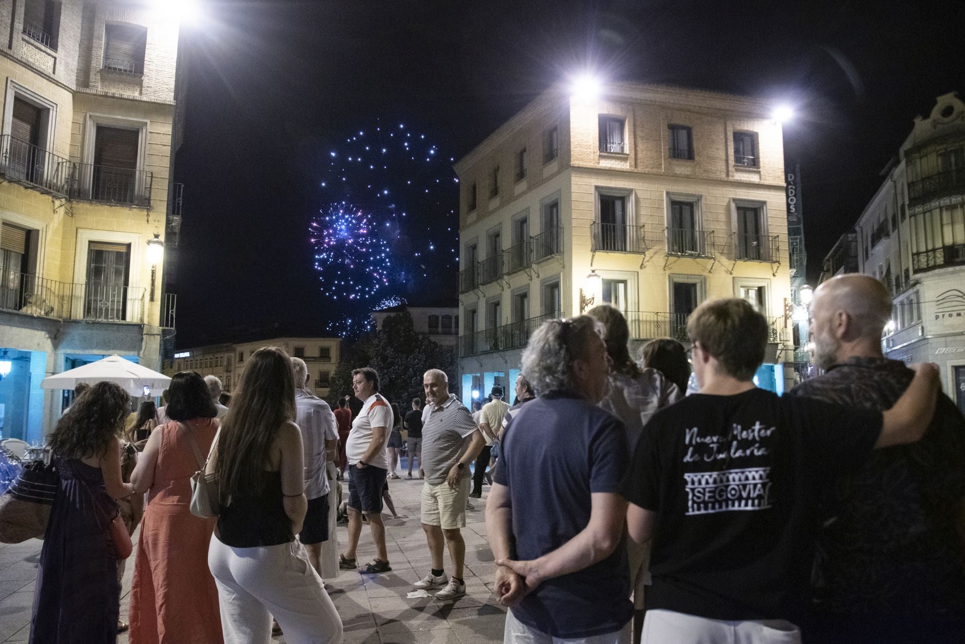 Fotos del espectáculo de fuegos artificiales en Segovia