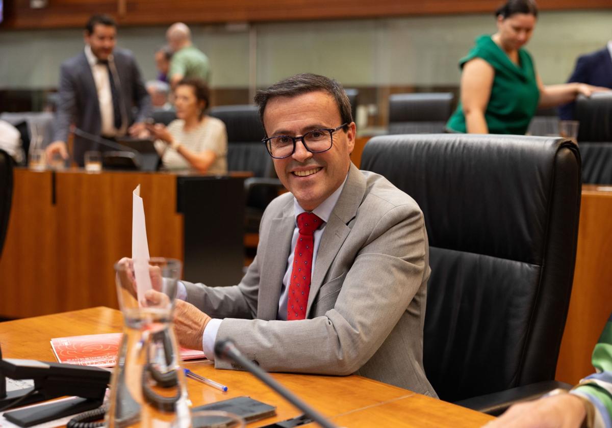 Miguel Angel Gallardo, durante el debate sobre el estado de la región.