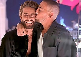 Pelayo Díaz junto a su compañero de aventuras Damián Quintero.