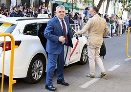 Santos Cerdán, a su llegada a declarar en el Tribunal Supremo.