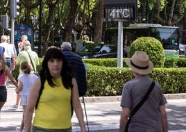 Valladolid en plena ola de calor con termómetros que marcan 41 grados.