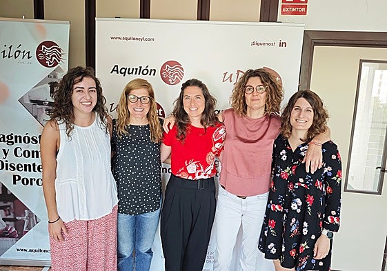 En equipo de Aquilón en León.