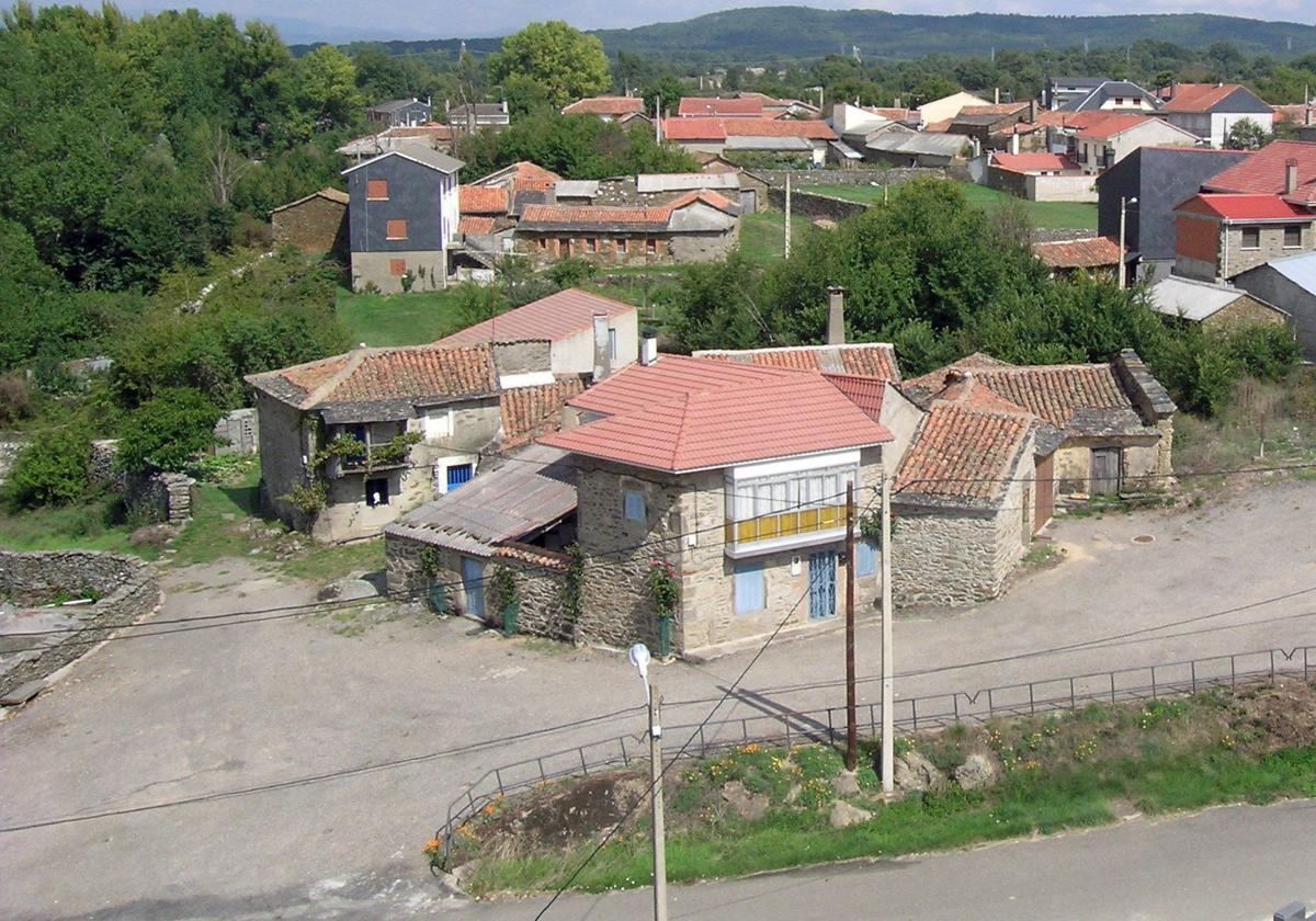 Vista aérea de la localidad de Cernadilla.