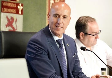 El alcalde de León celebra la salida de Cendón de la Ejecutiva del PSOE porque «siempre ha estado en una turbia situación»