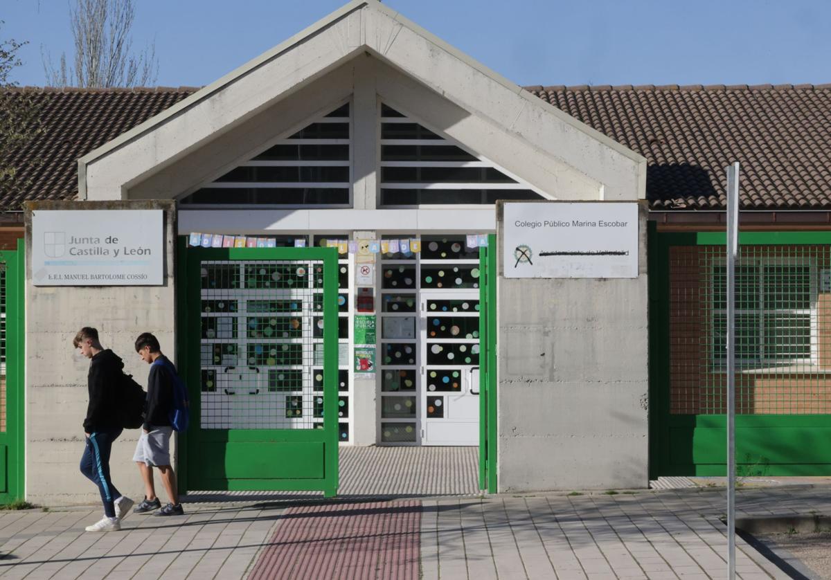 Fachada del CEIP Marina Escobar, en imagen de archivo.