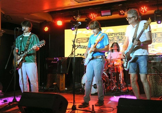 El grupo The Subterraneos durante su actuación