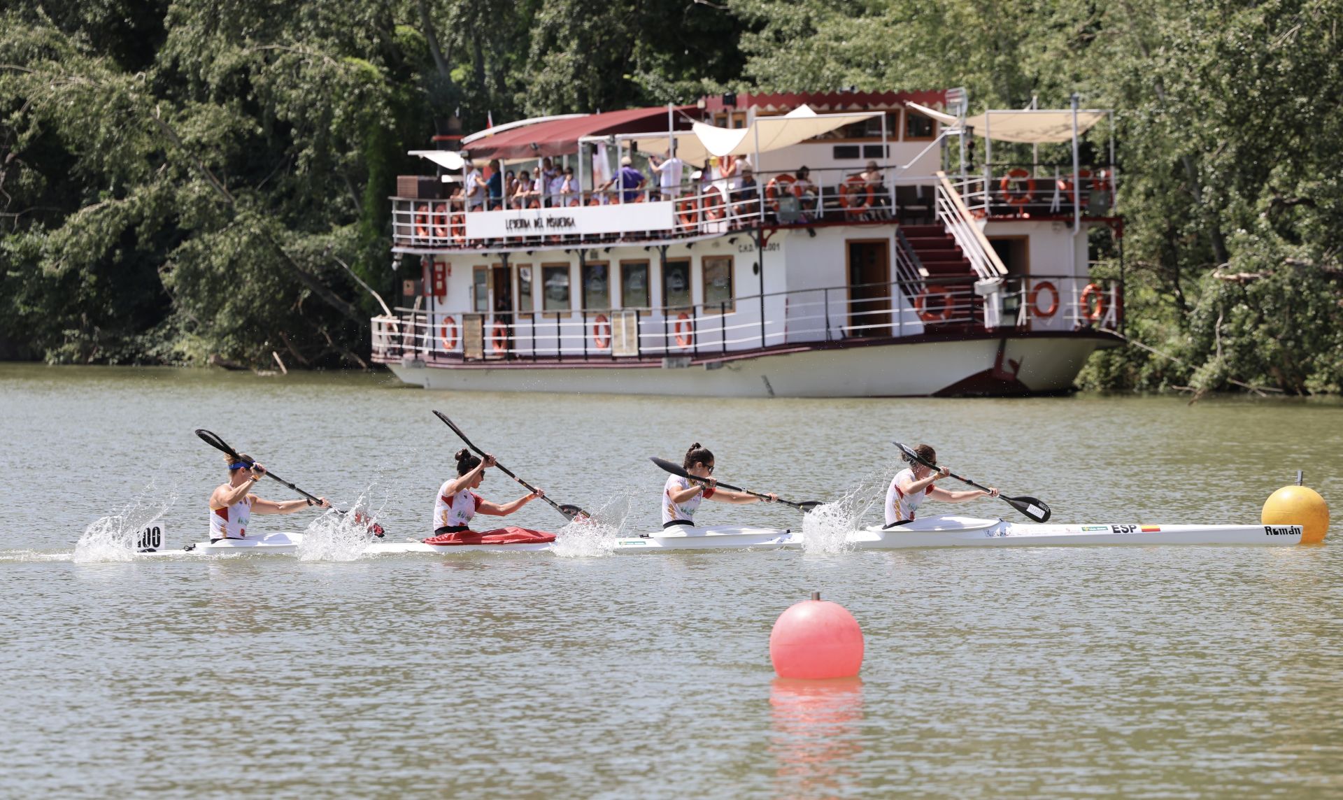 Las imágenes de la Regata Internacional K4 celebrada en aguas del Pisuerga