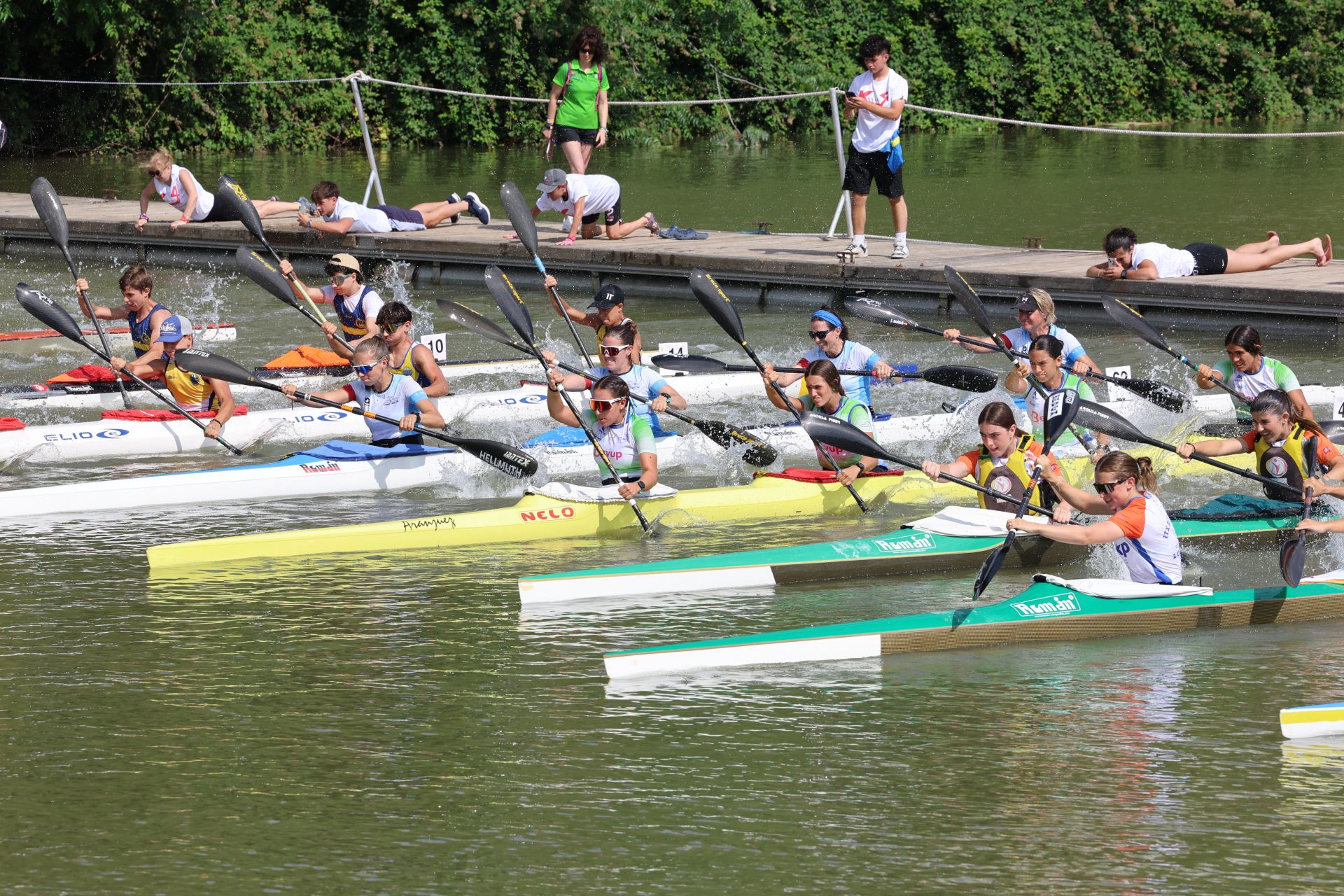 Las imágenes de la Regata Internacional K4 celebrada en aguas del Pisuerga