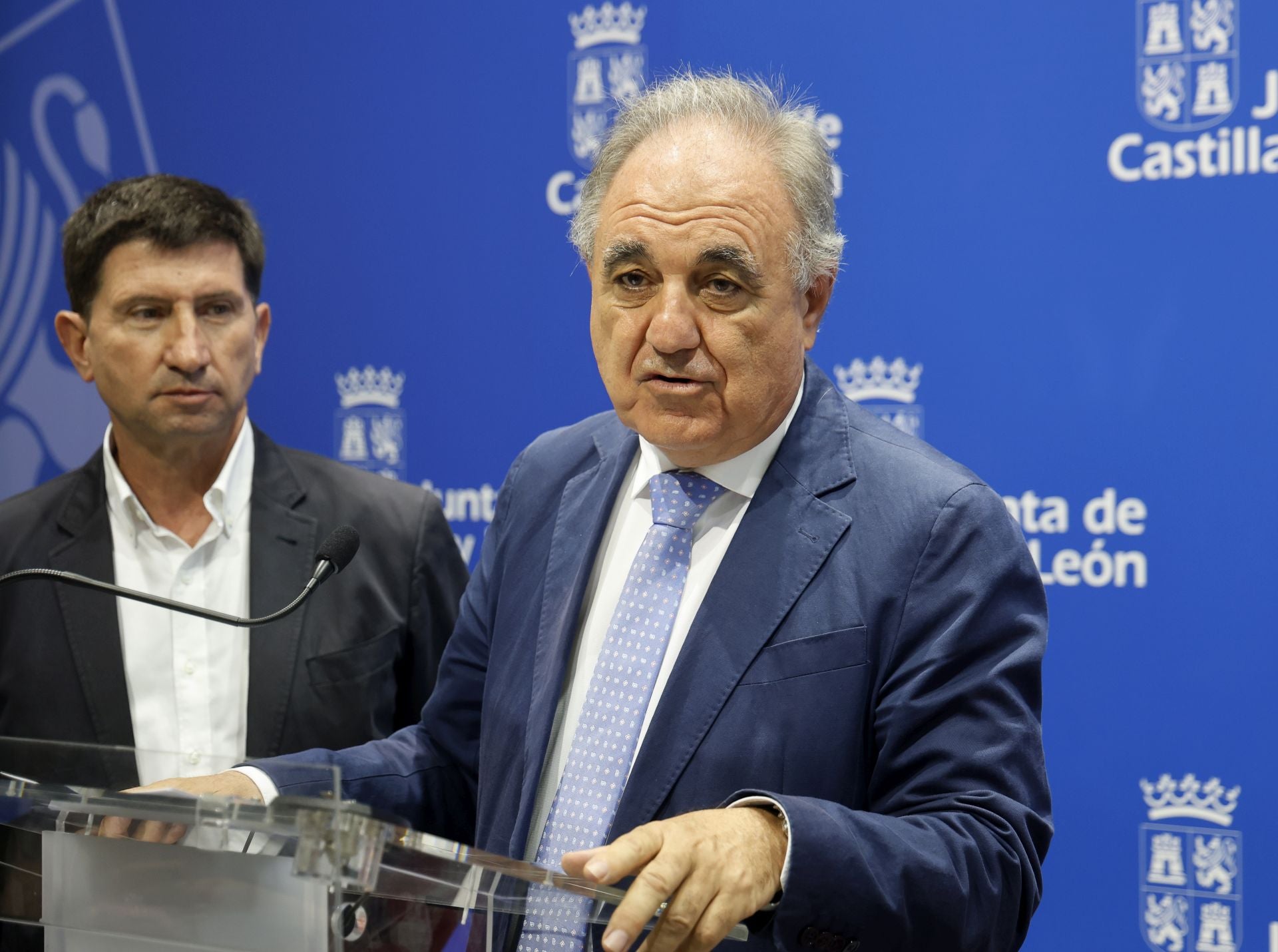 Manuel Barrientos, gerente del Ecyl, y el delegado de la Junta, José Antonio Rubio.