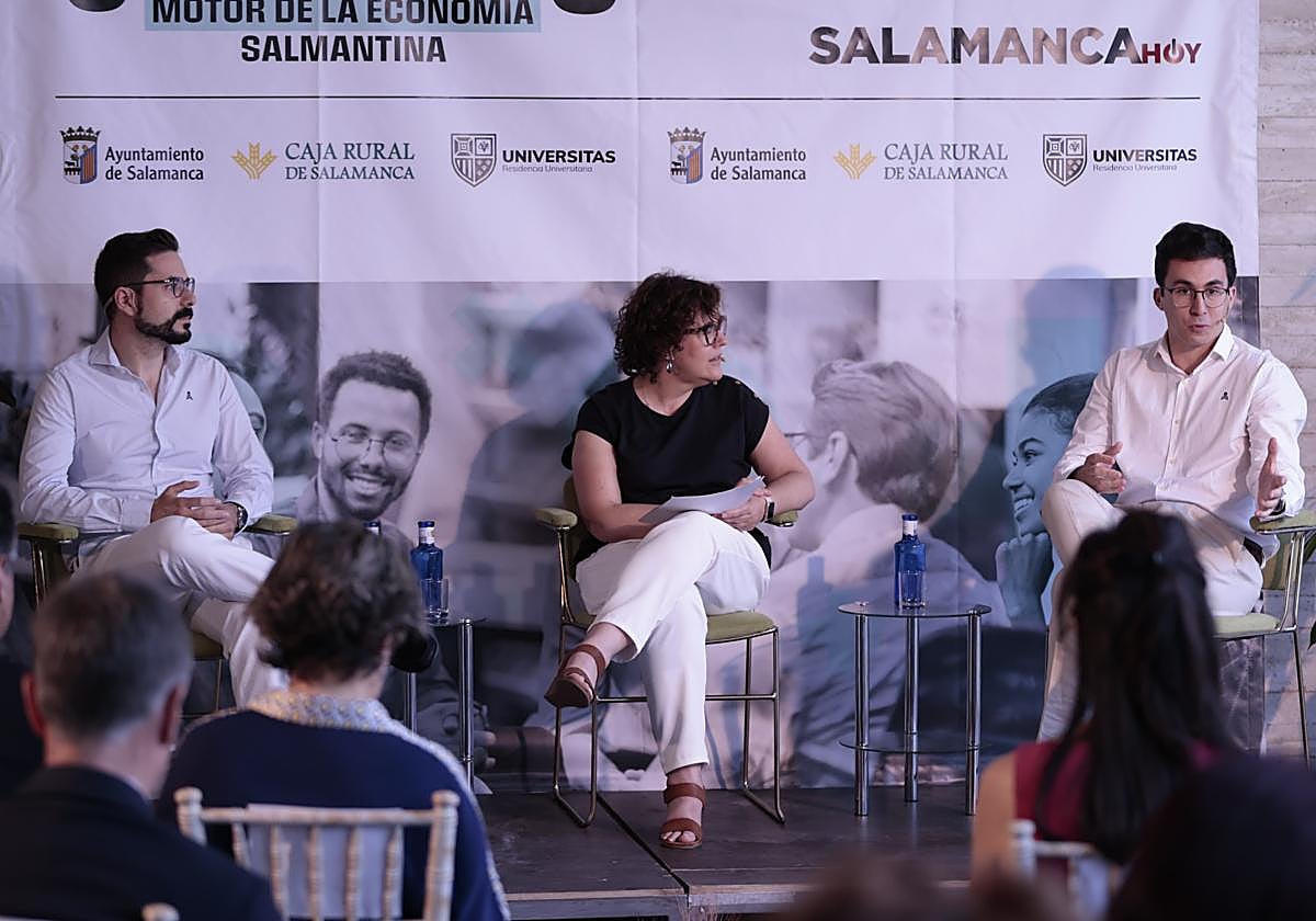 Protagonistas de los casos de éxito del evento.