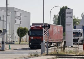 Acceso a la planta de Horse en Valladolid, en una imagen de archivo.