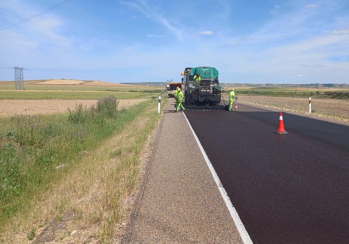 Rehabilitación de una carretera de la provincia de Palencia.