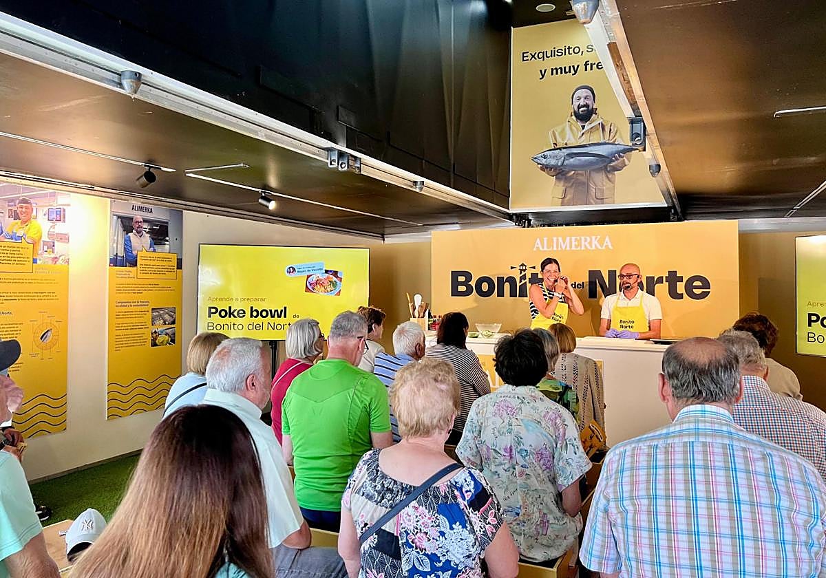 Taller de Reyes de Vicente en el expo tráiler de Alimerka.