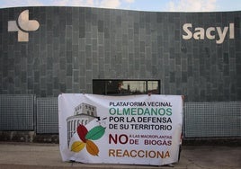 Pancarta de la plataforma vecinal 'Olmedanos por la defensa de su territorio'.