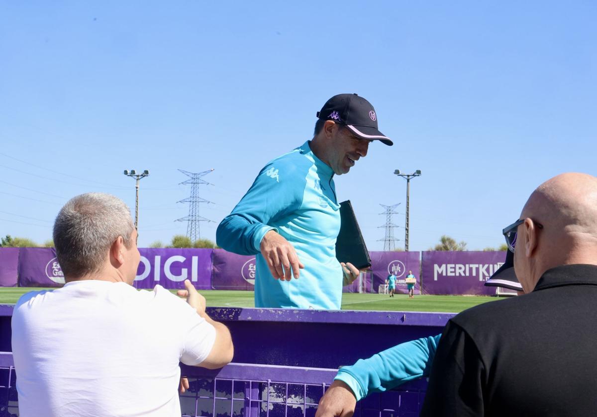 Guillermo Almada, en su primera sesión con el primer equipo en los Anexos.