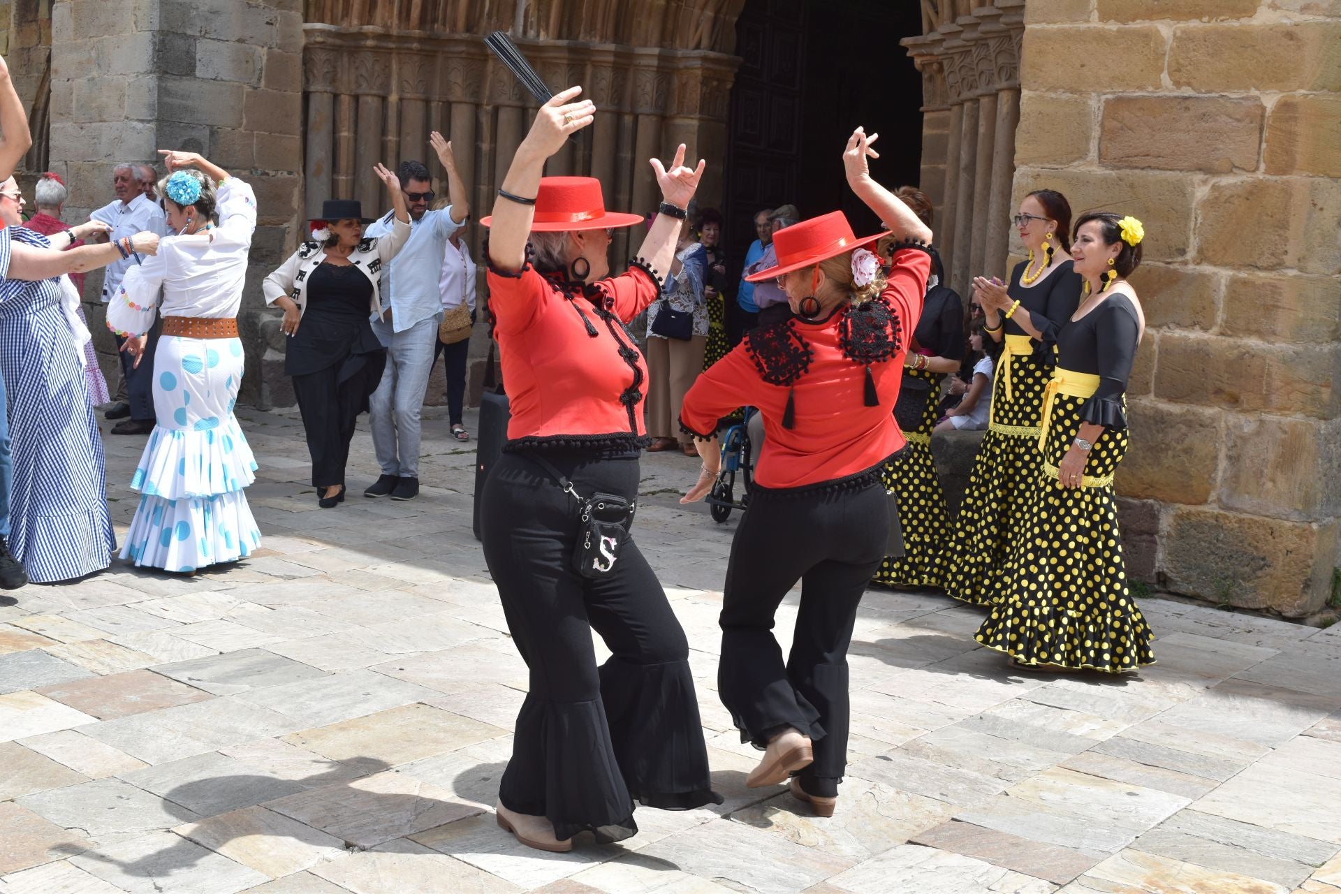 Aguilar funde la feria gastronómica con las sevillanas