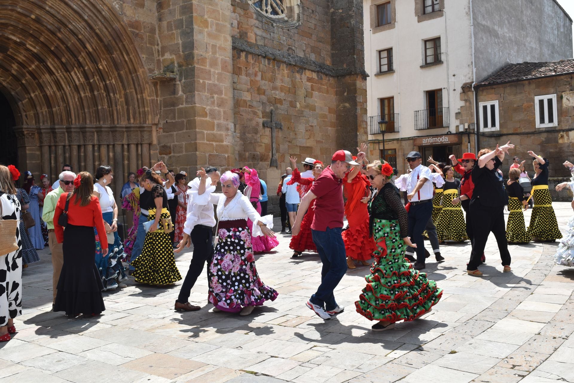Aguilar funde la feria gastronómica con las sevillanas