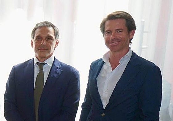 Isaac Benzaquen (izquierda), fundador y CEO de Ben Oldman Loan Partners, y Fermín Barquín, 'managing director' de la gestora de inversiones, el pasado 26 de junio en Valladolid.,