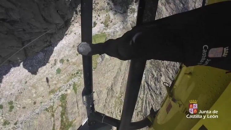 Rescatan un escalador herido en la Sierra de Gredos