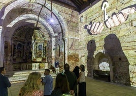 Presentación del espectáculo en el interior de la iglesia de San Miguel de Ayllón.