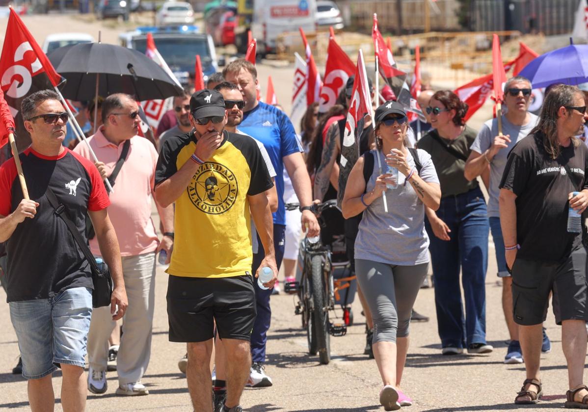 Trabajadores de Saeta Die Casting durante la manifestación del pasado 26 de junio.