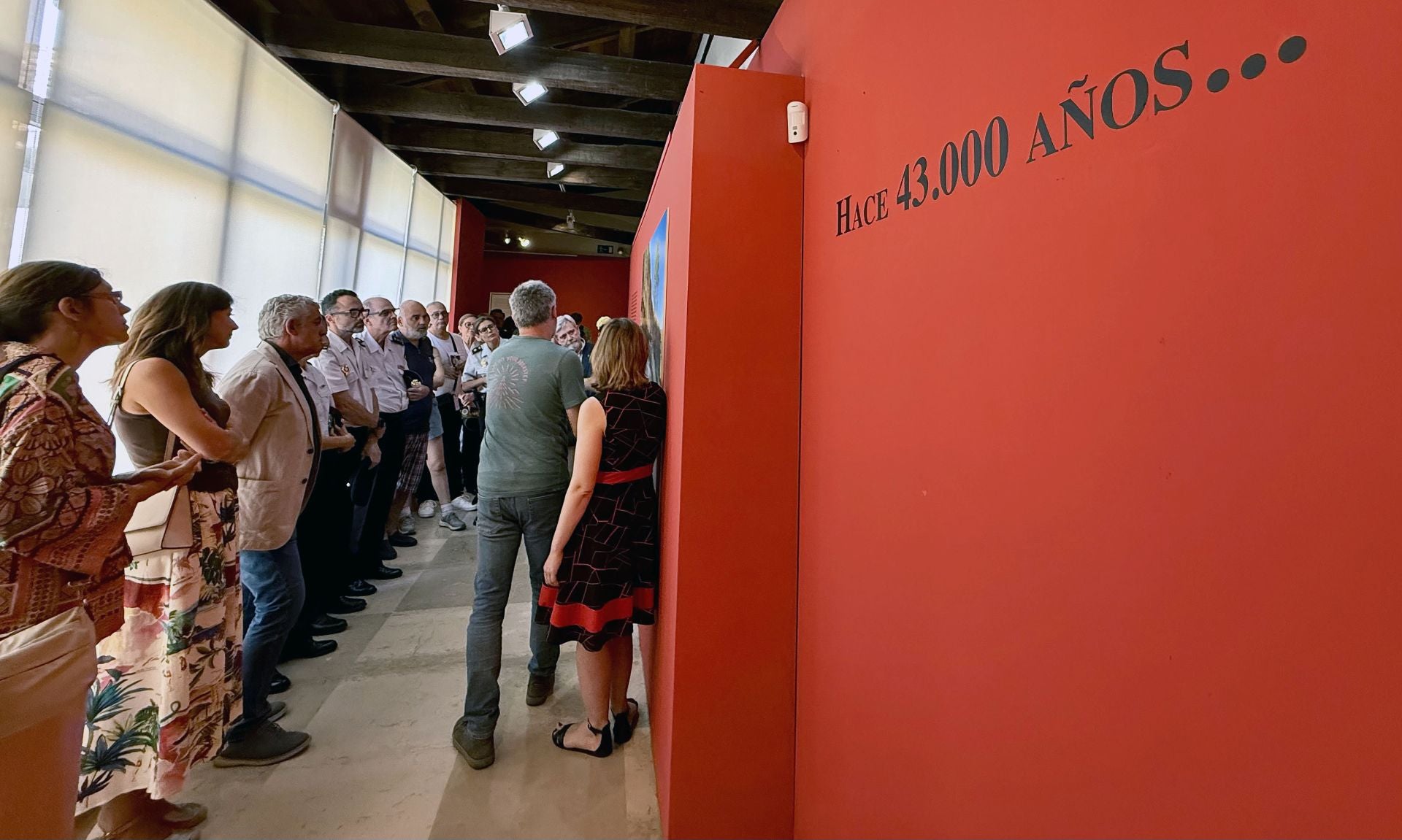 La exposición de la huella más antigua del mundo, en imágenes