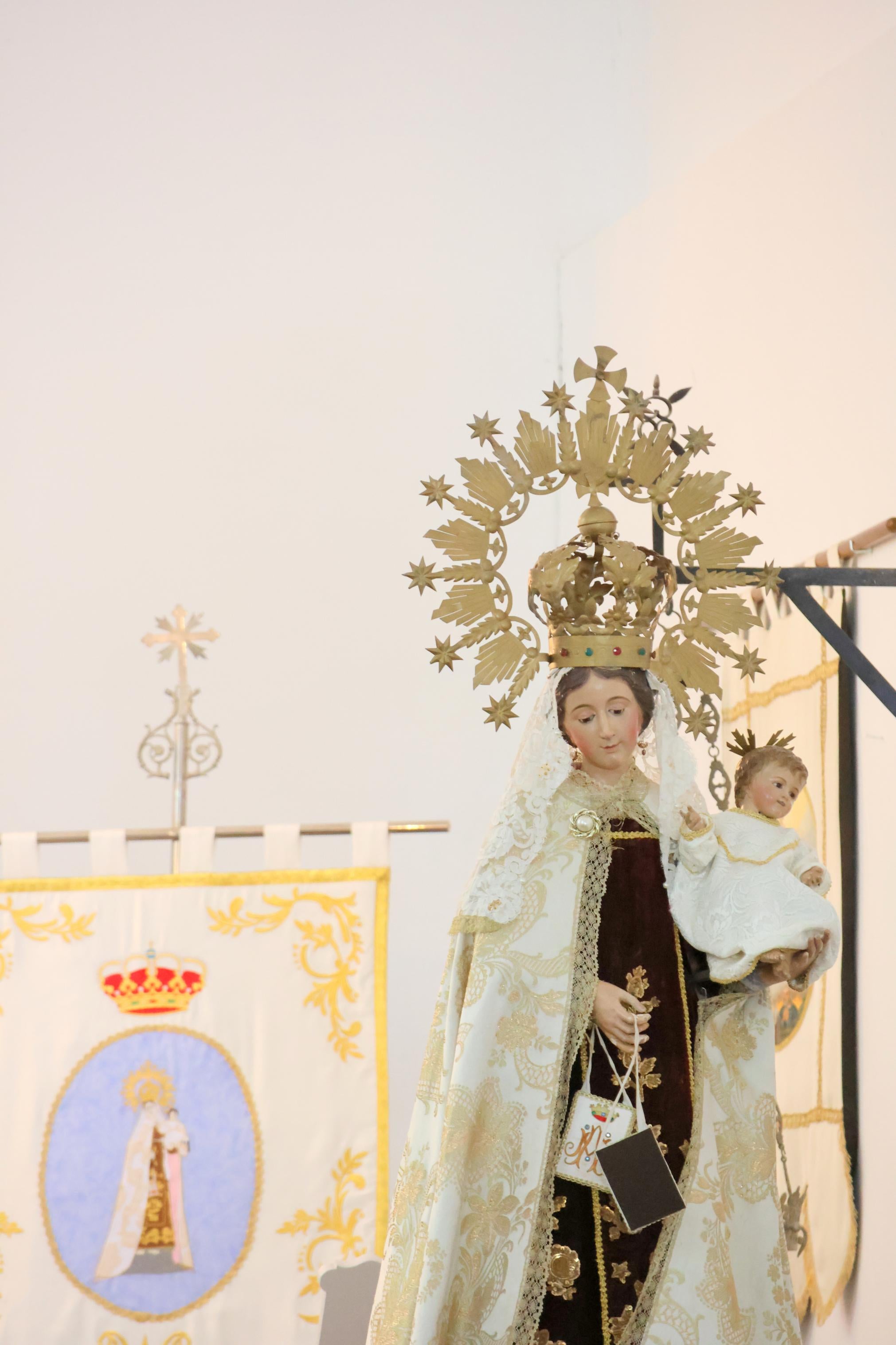 Cevico Navero se rinde a la Virgen del Carmen