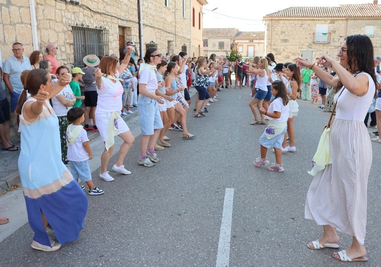 Villahán se rinde a Santa Marina