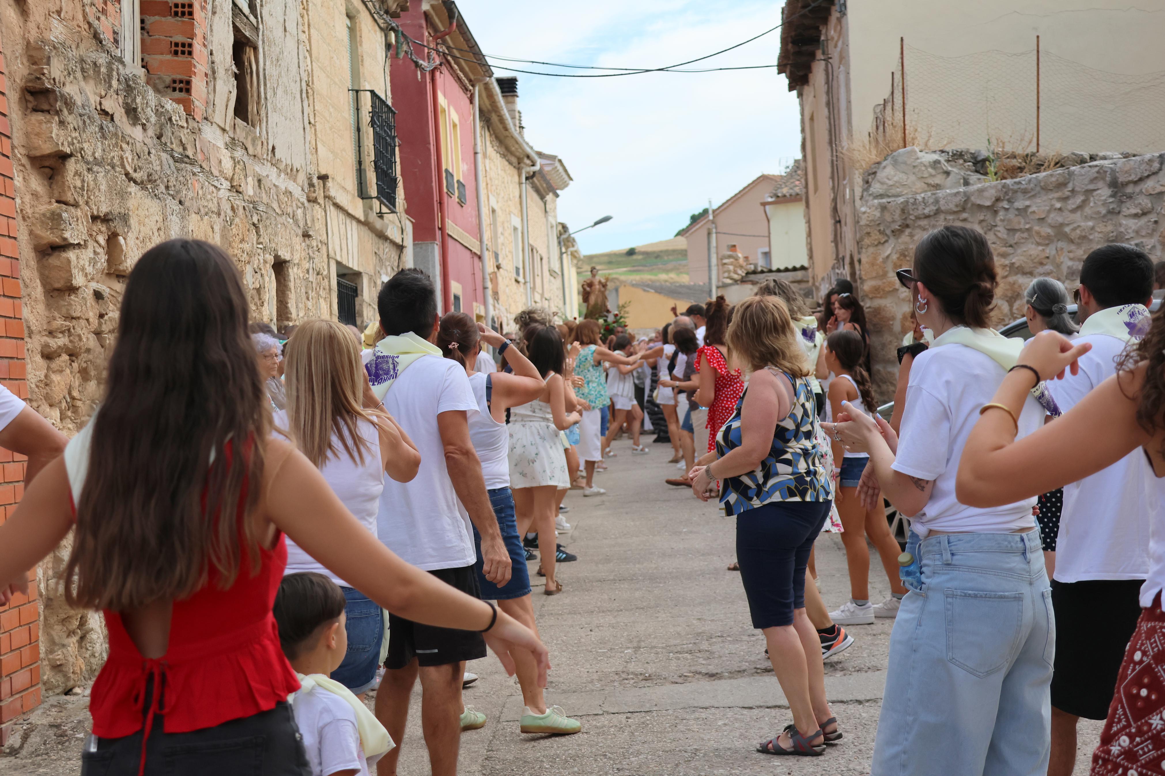Villahán danza a Santa Marina