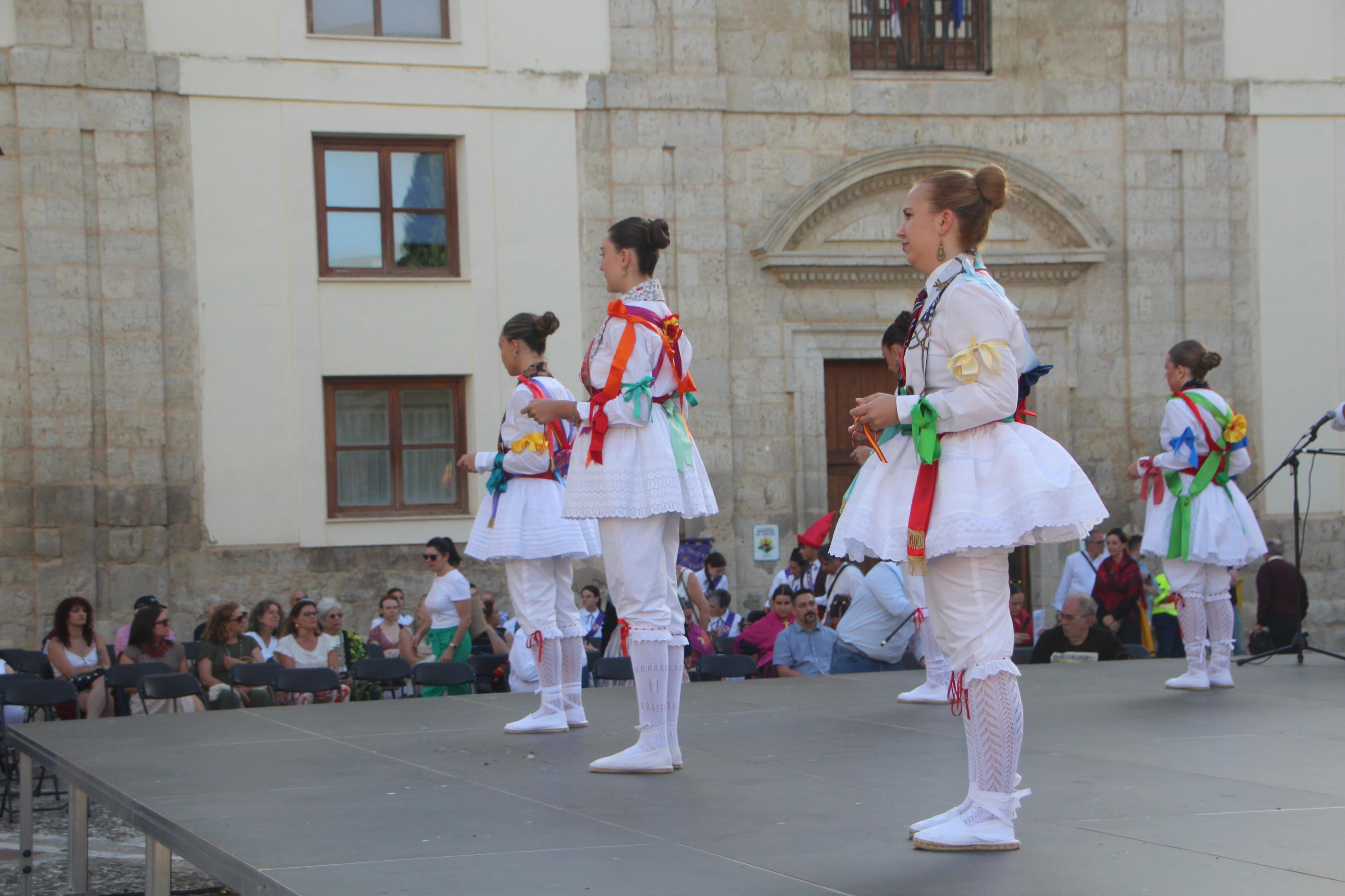 XLI Festival de Paloteo 'Villa de Ampudia'