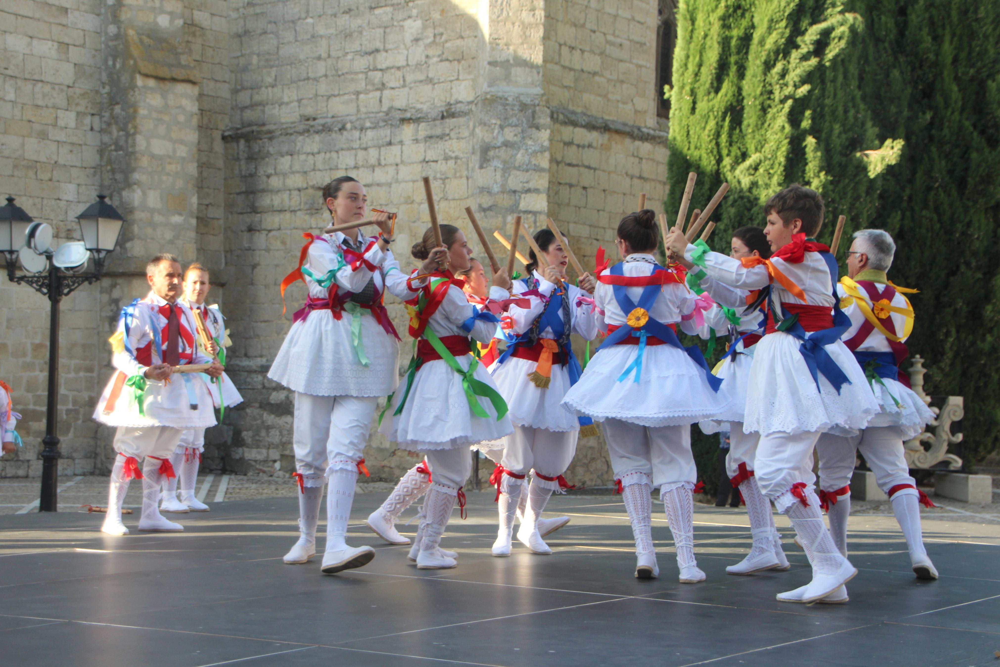 XLI Festival de Paloteo 'Villa de Ampudia'