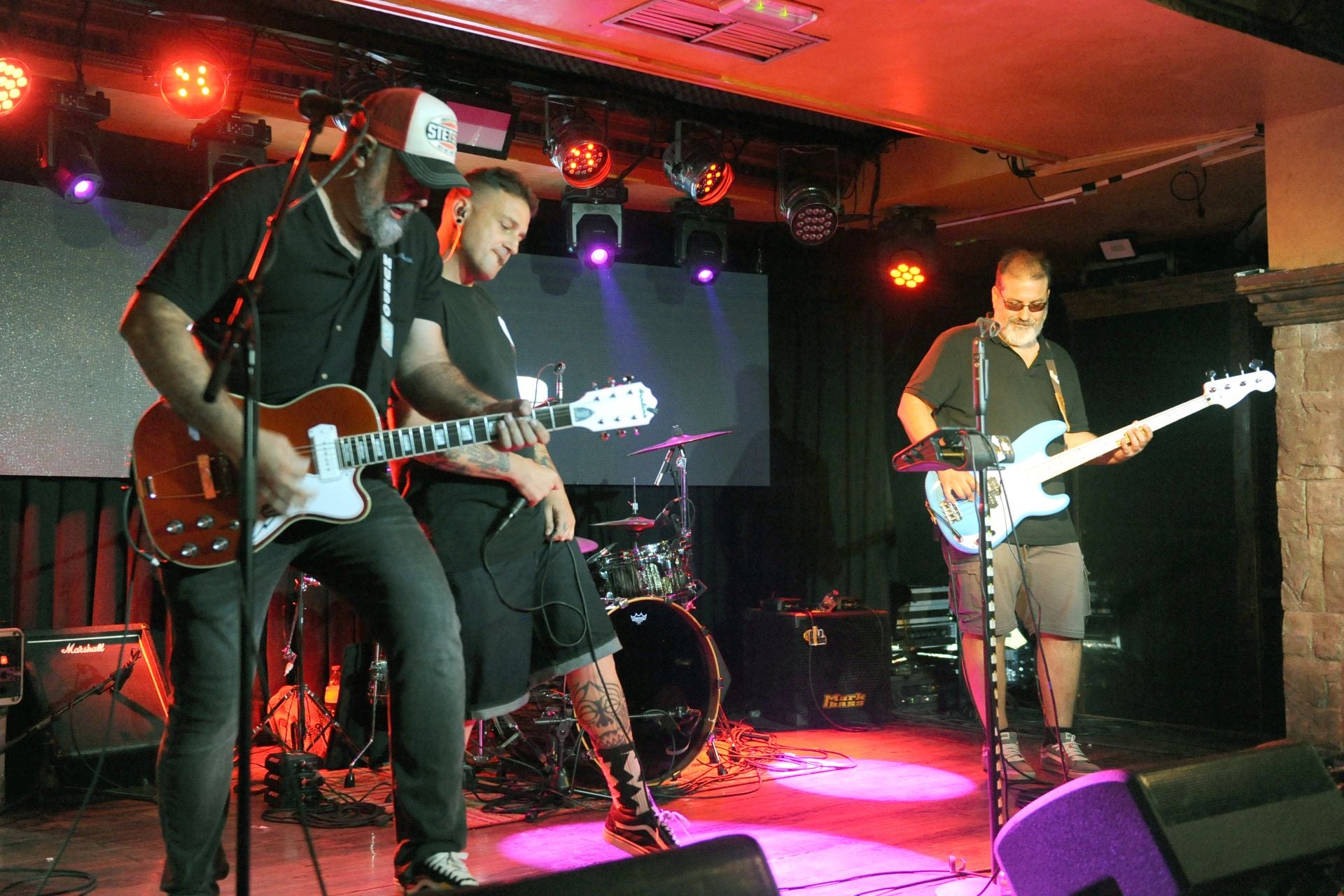 Concurso Summer is Music en la sala Porta Caeli: Malo Mundo y Kaos 007