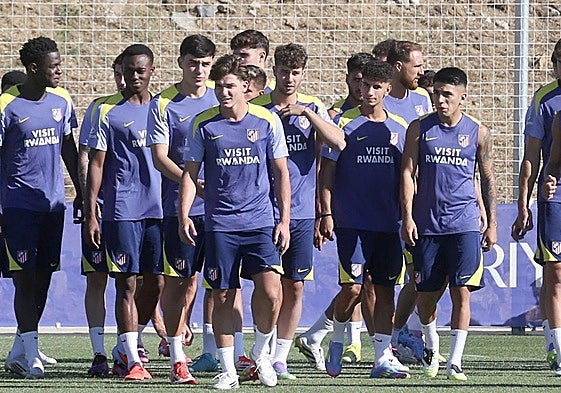 Primer entrenamiento del Atlético de Madrid en Los Ángeles de San Rafael