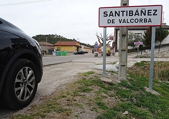 Entrada y travesía de Santibáñez de Valcorba.