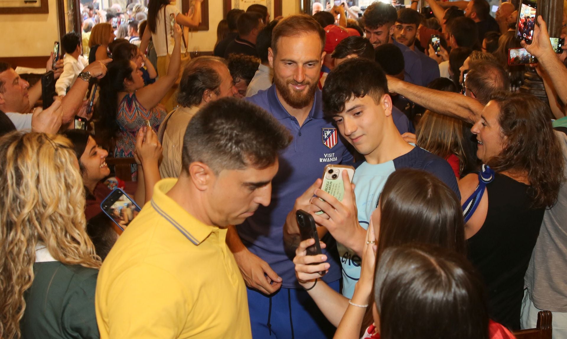 Fotos de la visita del Atlético de Madrid a Segovia