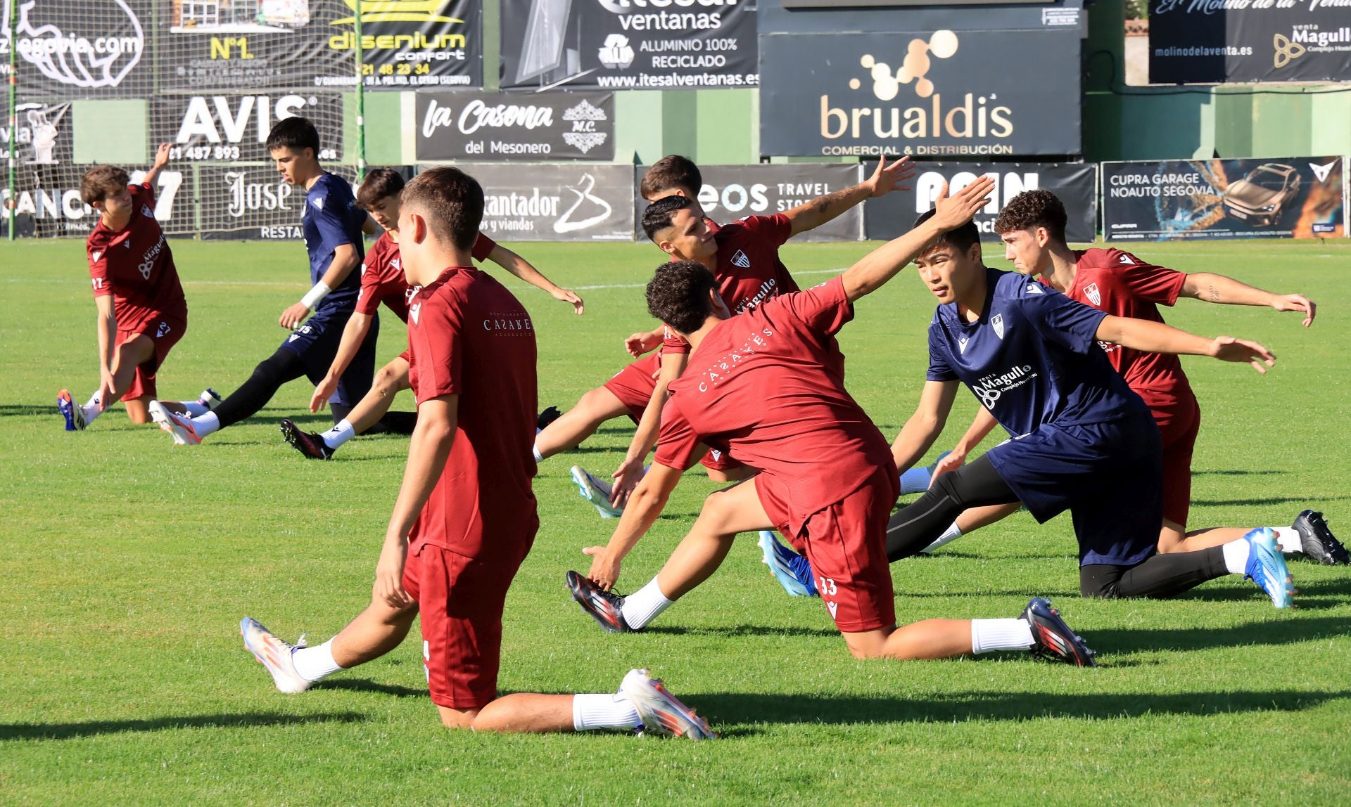 Fotos del primer entrenamiento de la Gimnástica Segoviana