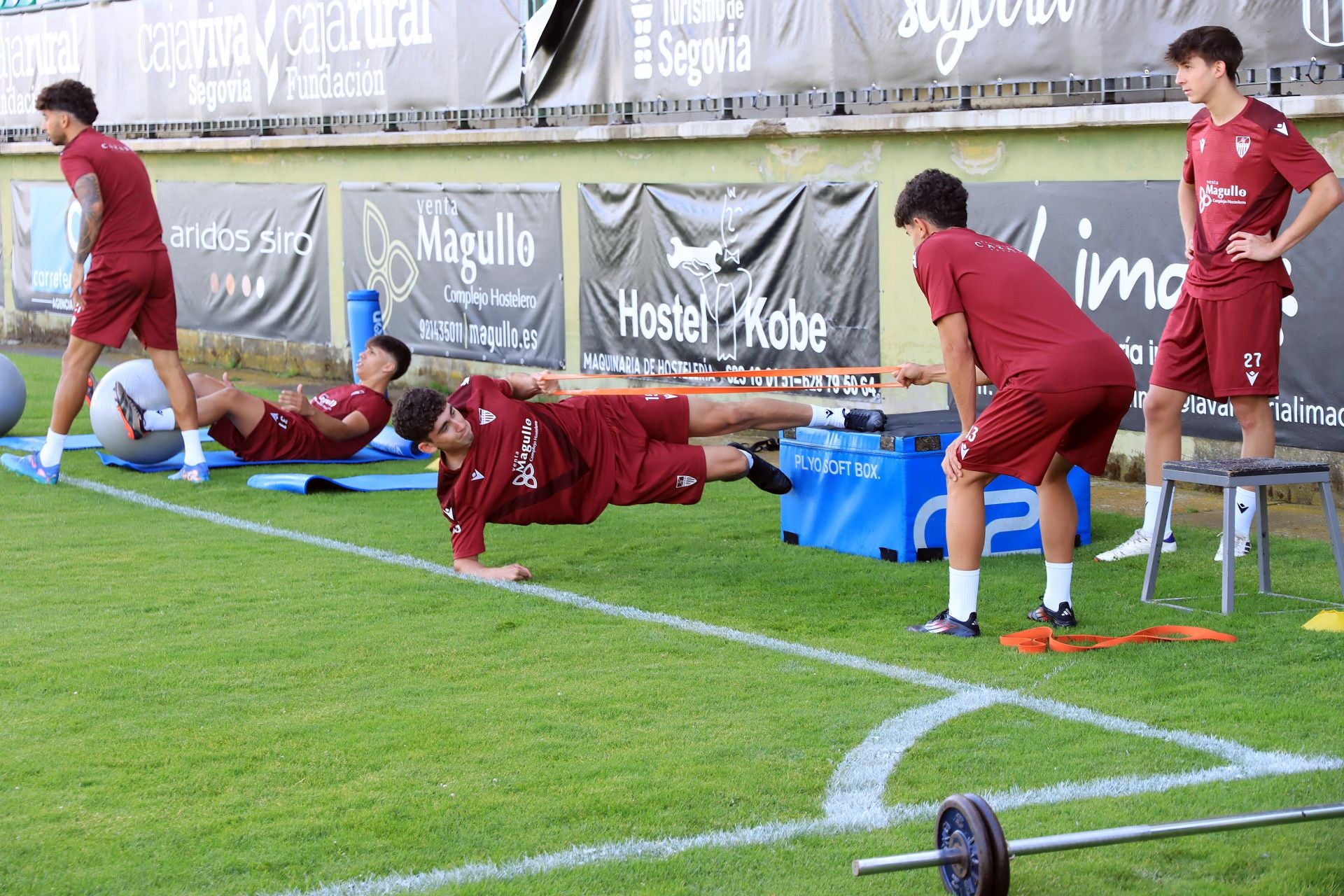 Fotos del primer entrenamiento de la Gimnástica Segoviana