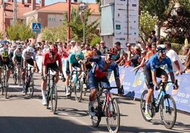 Caleb Ewan celebra la victoria en La Cistérniga la pasada edición.