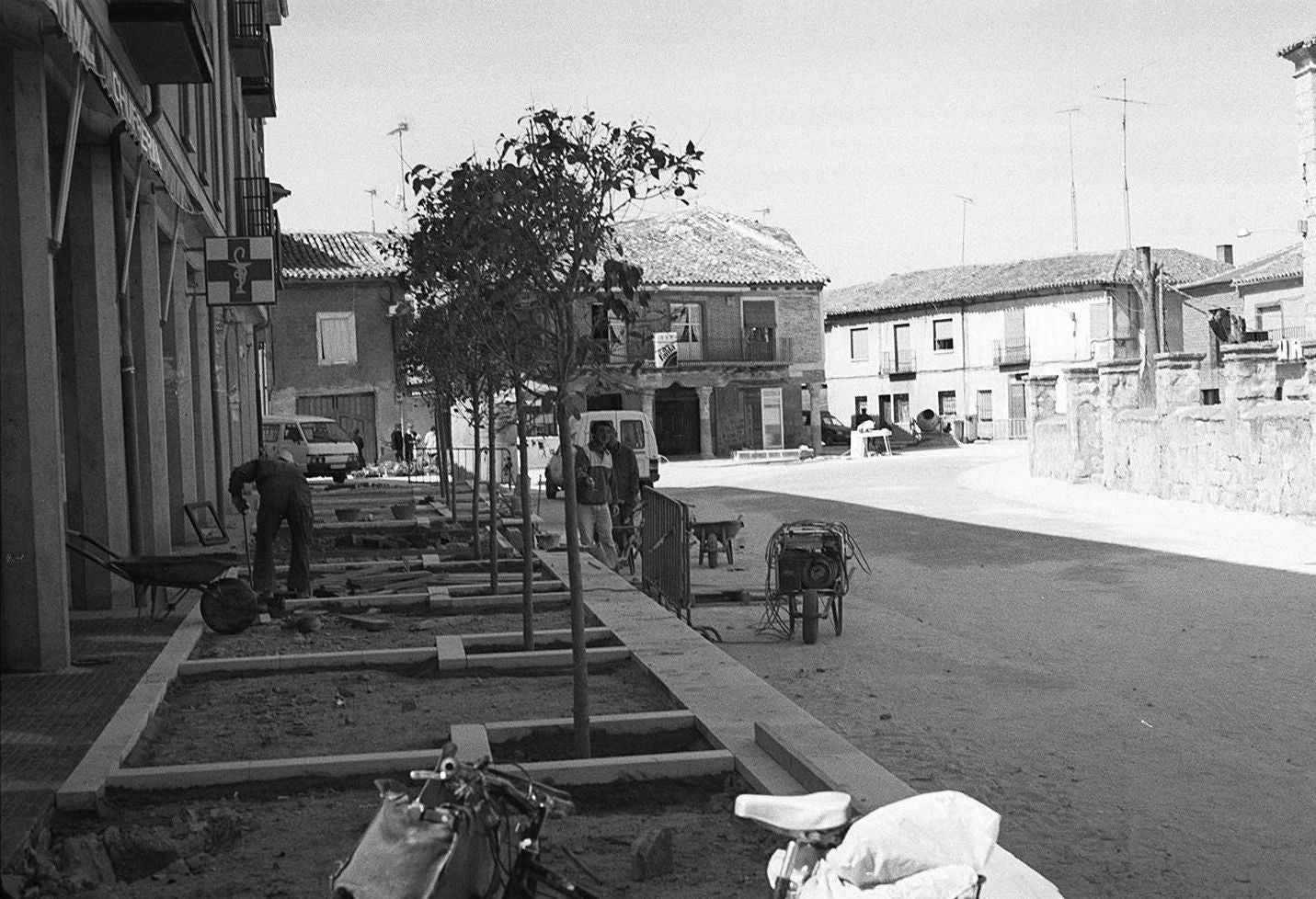 Obras en la Plaza Mayor el 24 de abril de 1998.