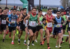 Un grupo de atletas durante la prueba disputada en diciembre de 2024.